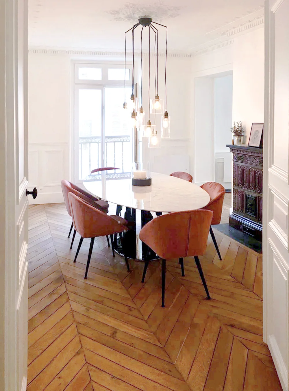 Salle à manger et parquet en point de Hongrie — Projet Beaumarchais, Paris