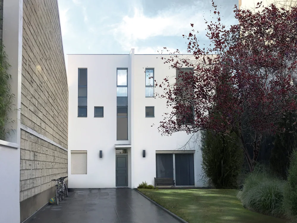Façade de la maison après les travaux — Charmes