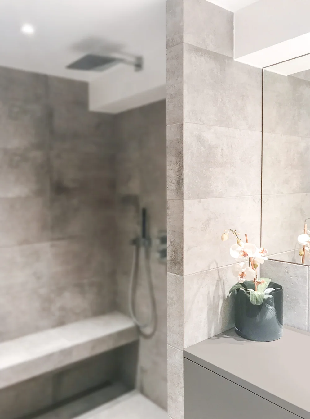 Douche et meuble vasque — Projet Jemmapes, Paris